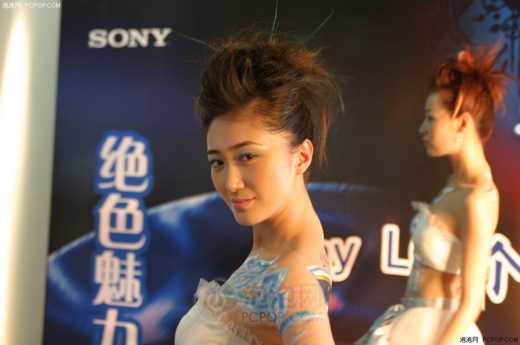 个性脸谱<em>人体</em>彩绘 SONY<em>绝色</em>LCD感性秀图片1