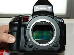 数码相机新闻 直击PIE2005 超昂贵玛米亚ZD实