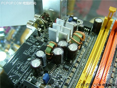 DFI最强939主板NF4超频王中关村上市