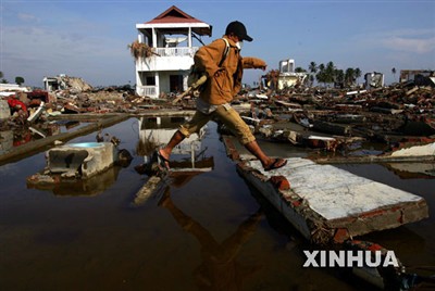 悲情与无奈!2005年世界十大精彩瞬间_东莞阳