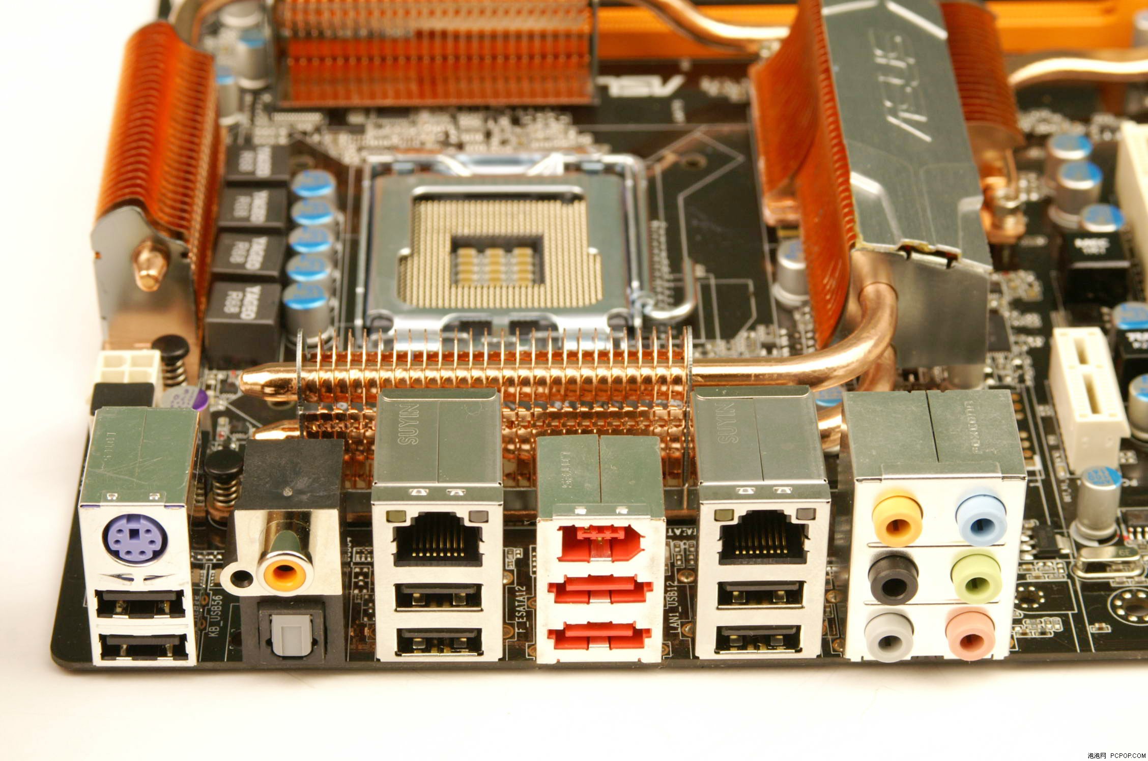 泡泡独家首发 华硕x38主板烙上中国印